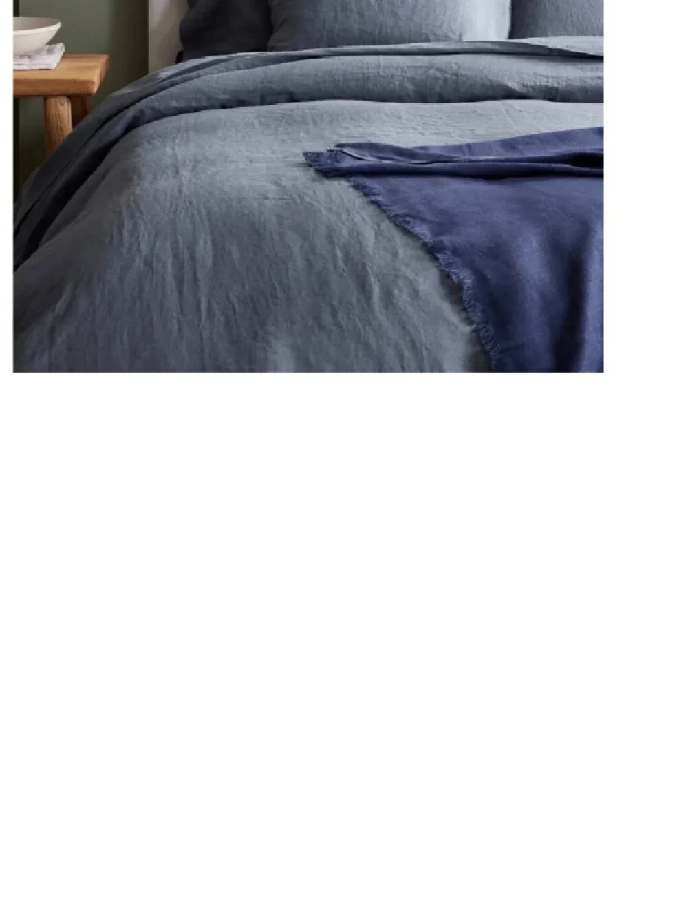 Quince Europeon Linen Full/Queen Duvet cover with 2 standard Shams Nightfall